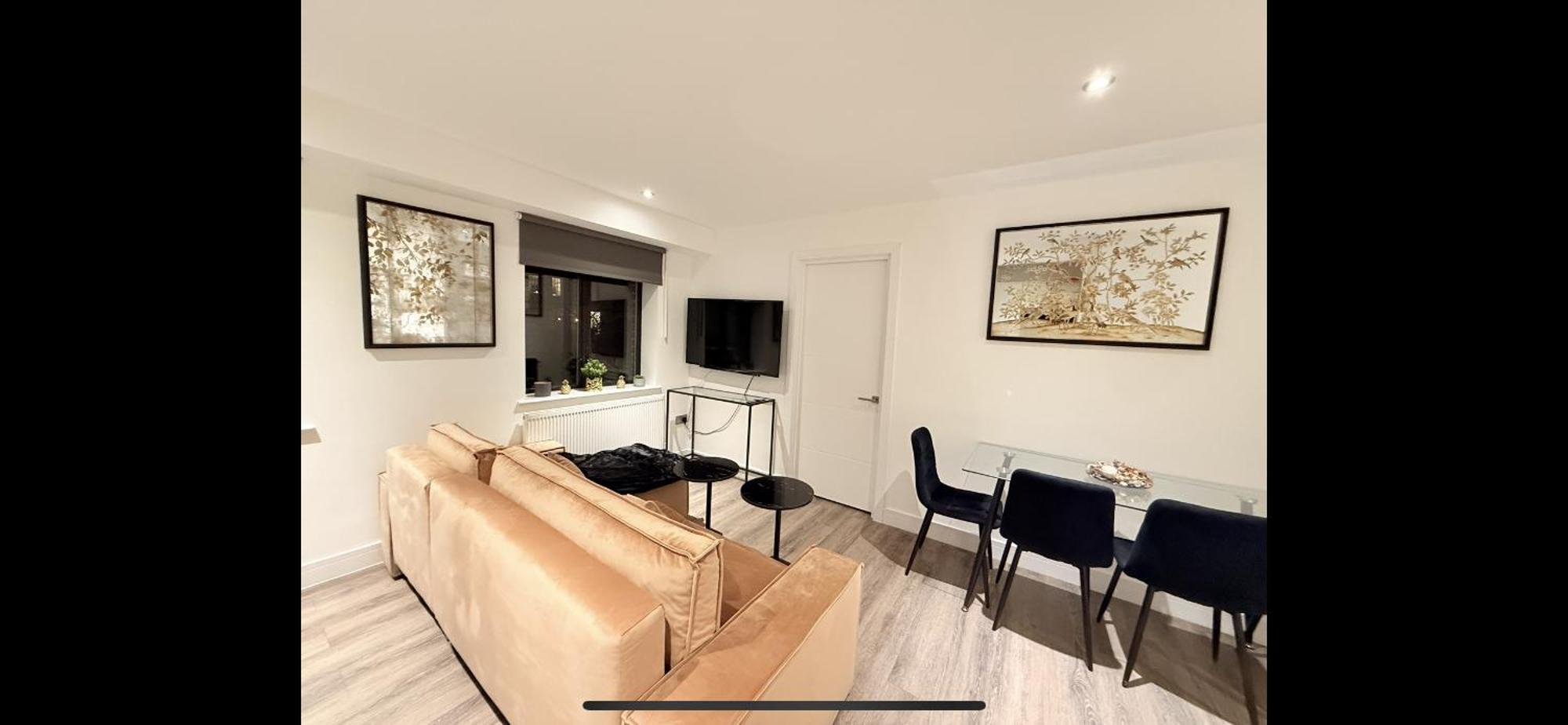 Kings By Nivaas 1 Apartment
